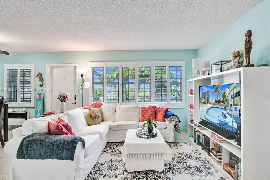 3212 NE 8th Ct #16, Pompano Beach, FL 33062 - Image #2