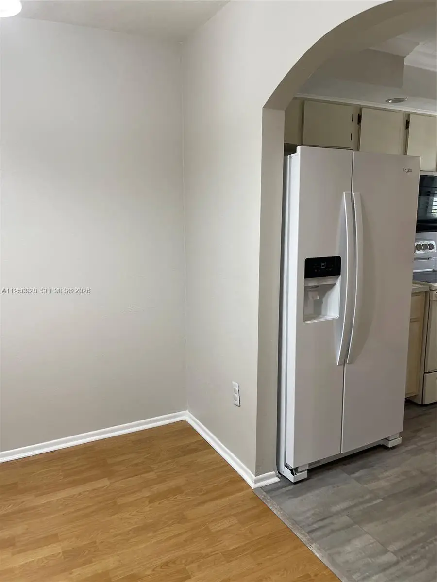 2121 Collier Av #215, Fort Myers, FL 33901 - #3