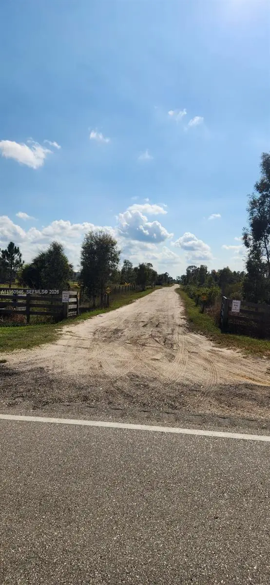 48345 Bermont Rd, Punta Gorda, FL 33982 - Image #2