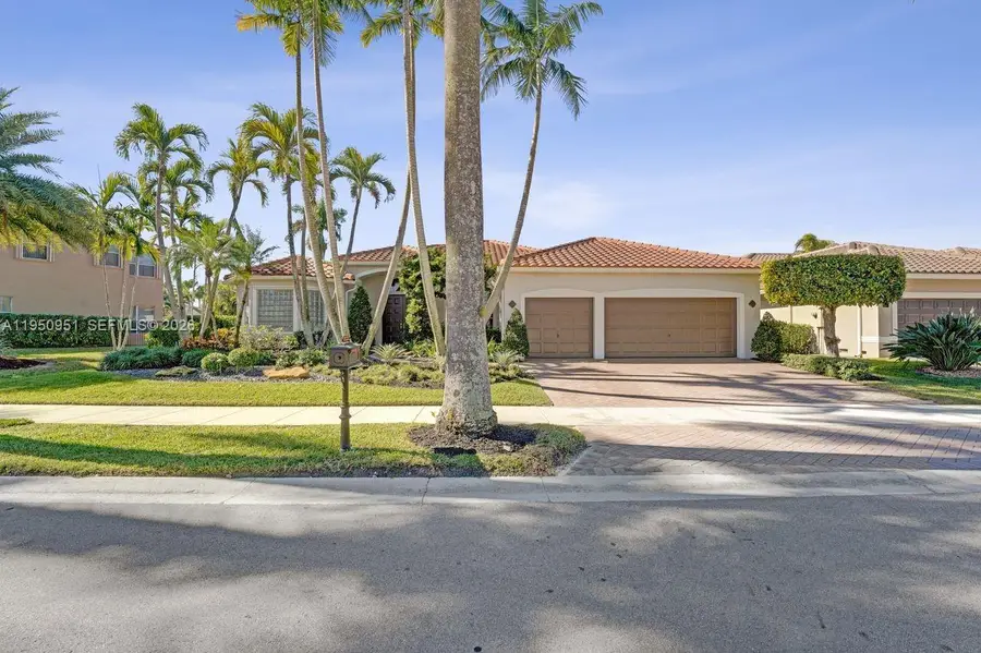 2533 Eagle Run Cir, Weston, FL 33327 - Image #3