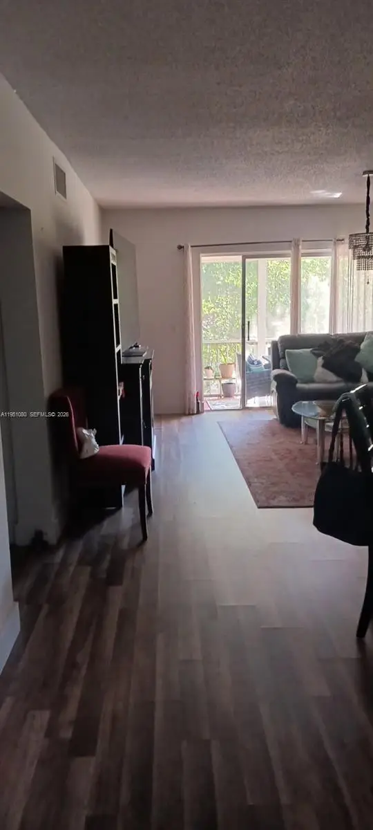 6731 Cypress Rd #310, Plantation, FL 33317 - Image #3