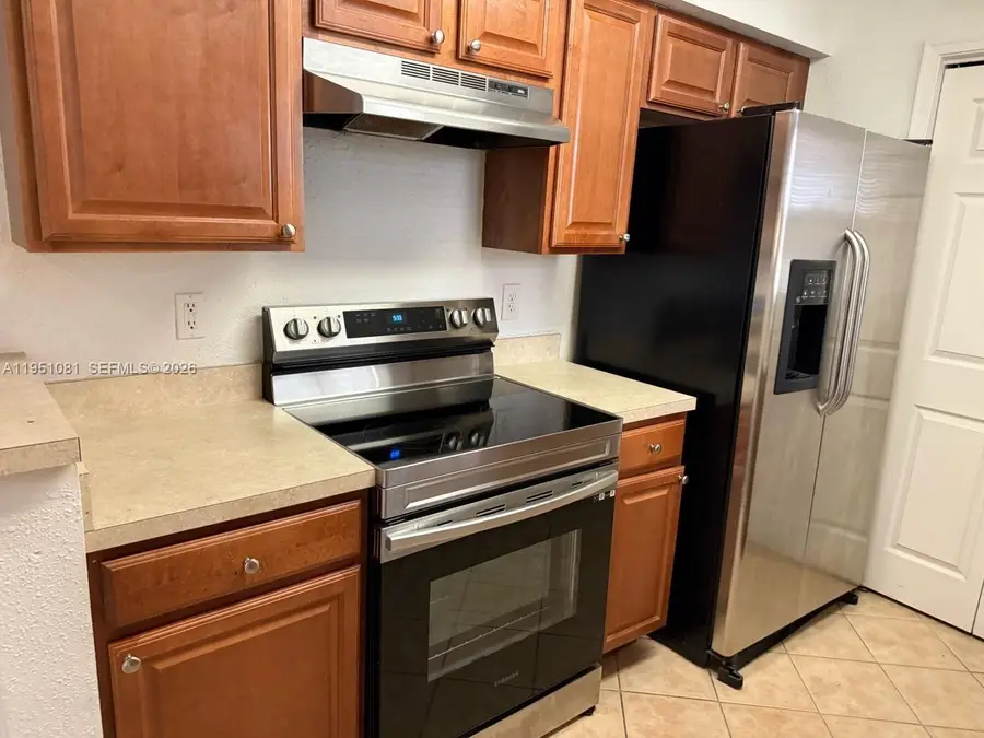 833 Riverside Dr #811, Coral Springs, FL 33071 - Image #3