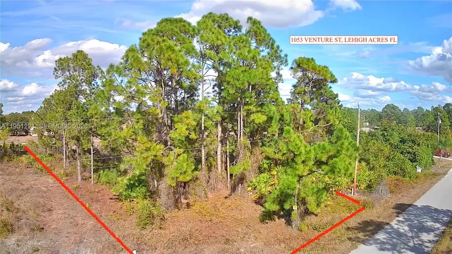 1050 Countess Ave, Lehigh Acres, FL 33974 - Image #3