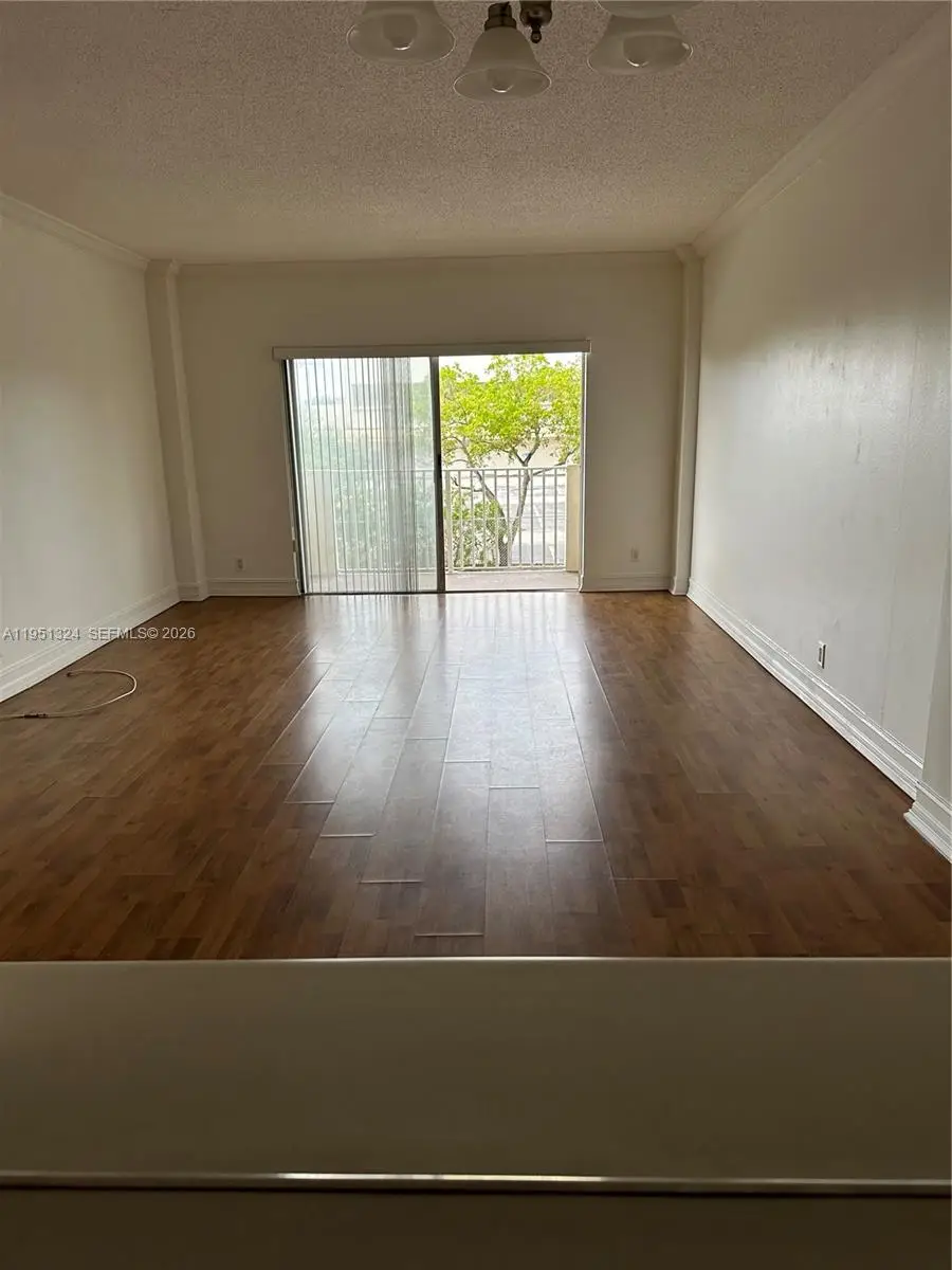 1455 N Treasure Dr #2C, North Bay Village, FL 33141 - Image #1