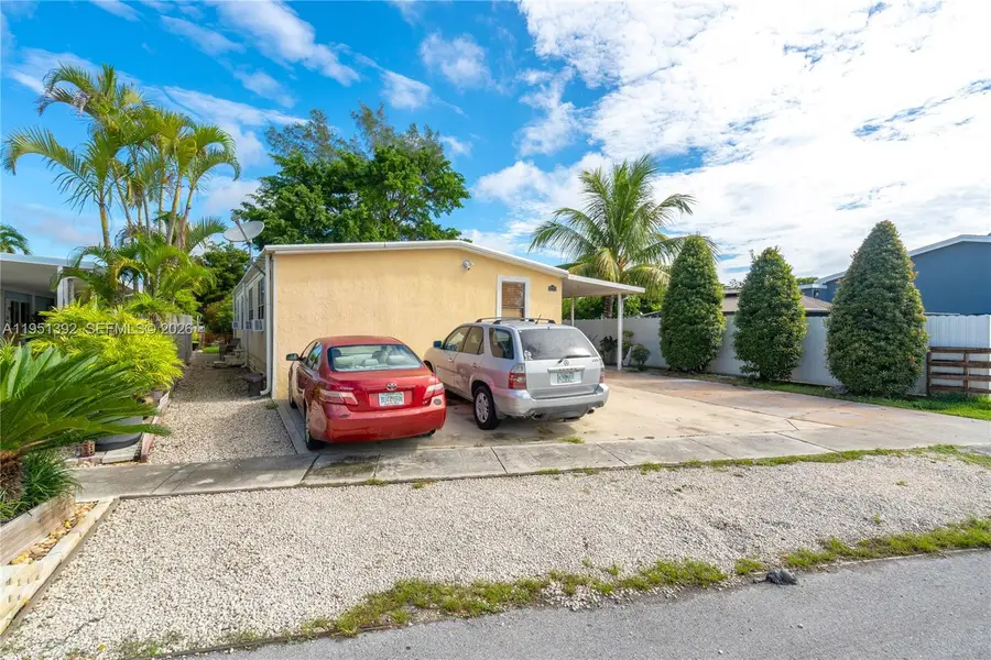 21771 NW 6th St, Pembroke Pines, FL 33029 - #2