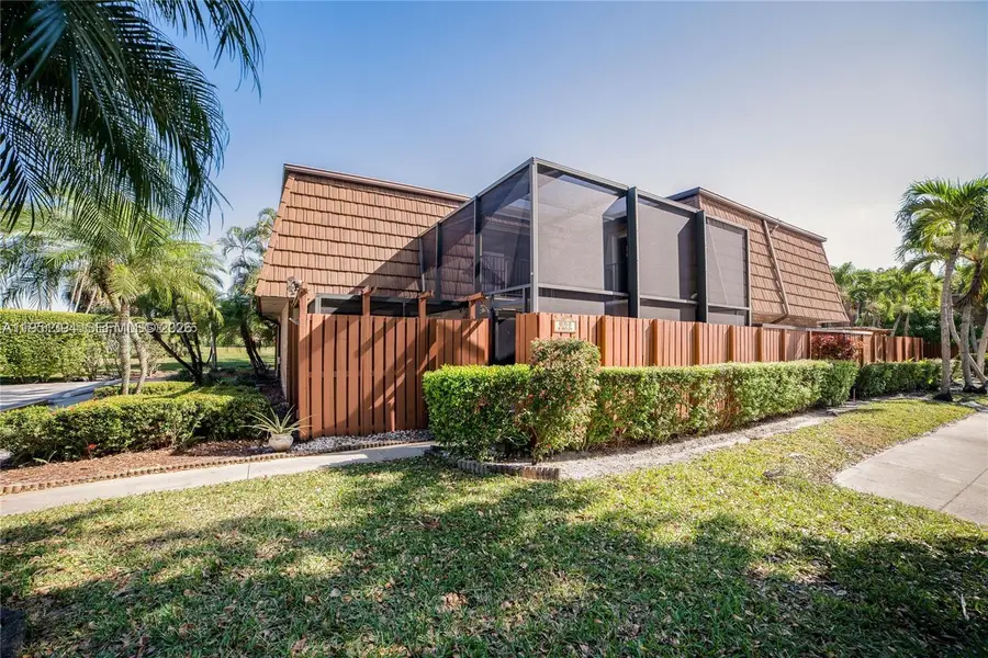 9135 SW 20th Pl #D, Davie, FL 33324 - #2