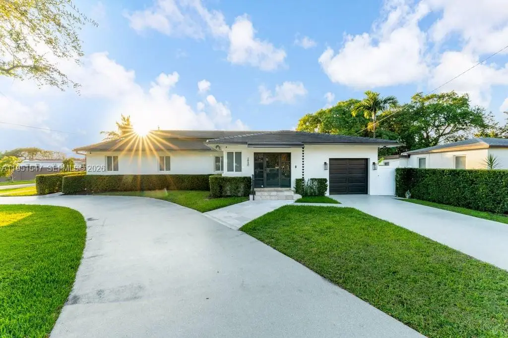 2930 SW 79th Ct, Miami, FL 33155 - Image #1