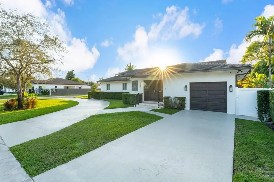 2930 SW 79th Ct, Miami, FL 33155 - Image #2