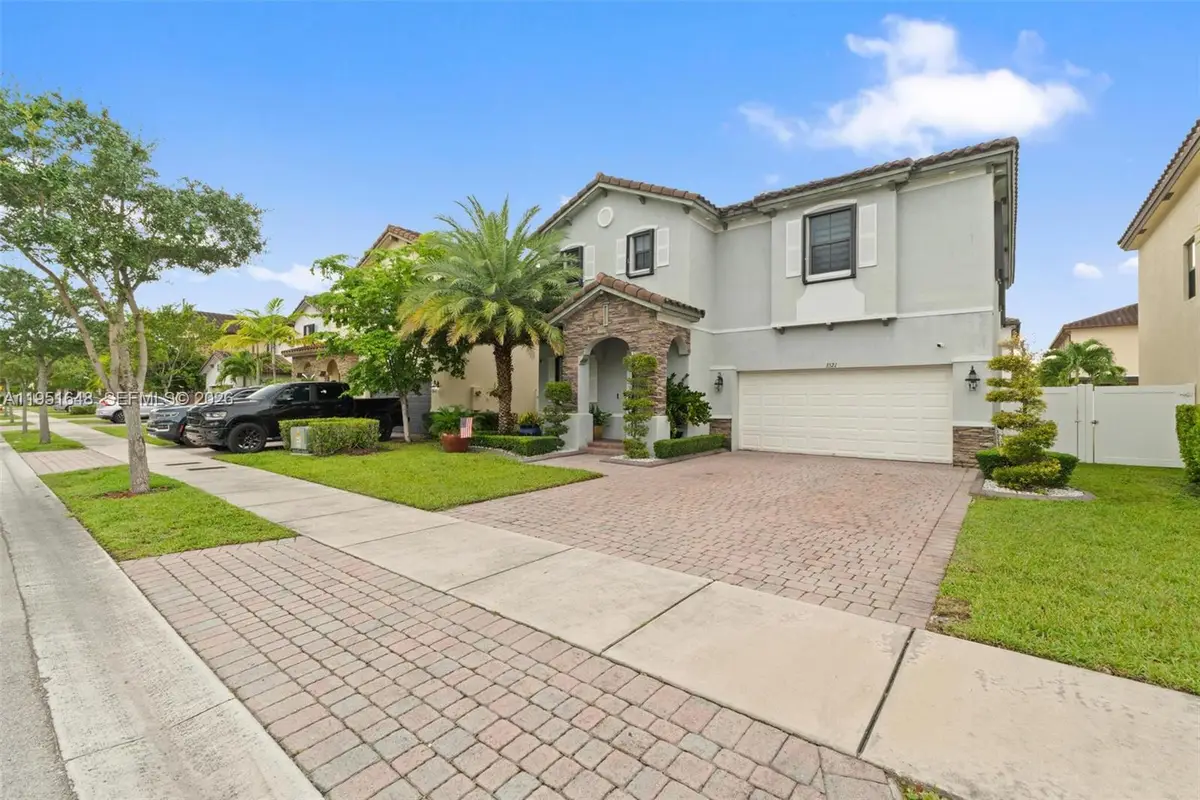 3521 W 92nd Pl, Hialeah, FL 33018 - Image #1