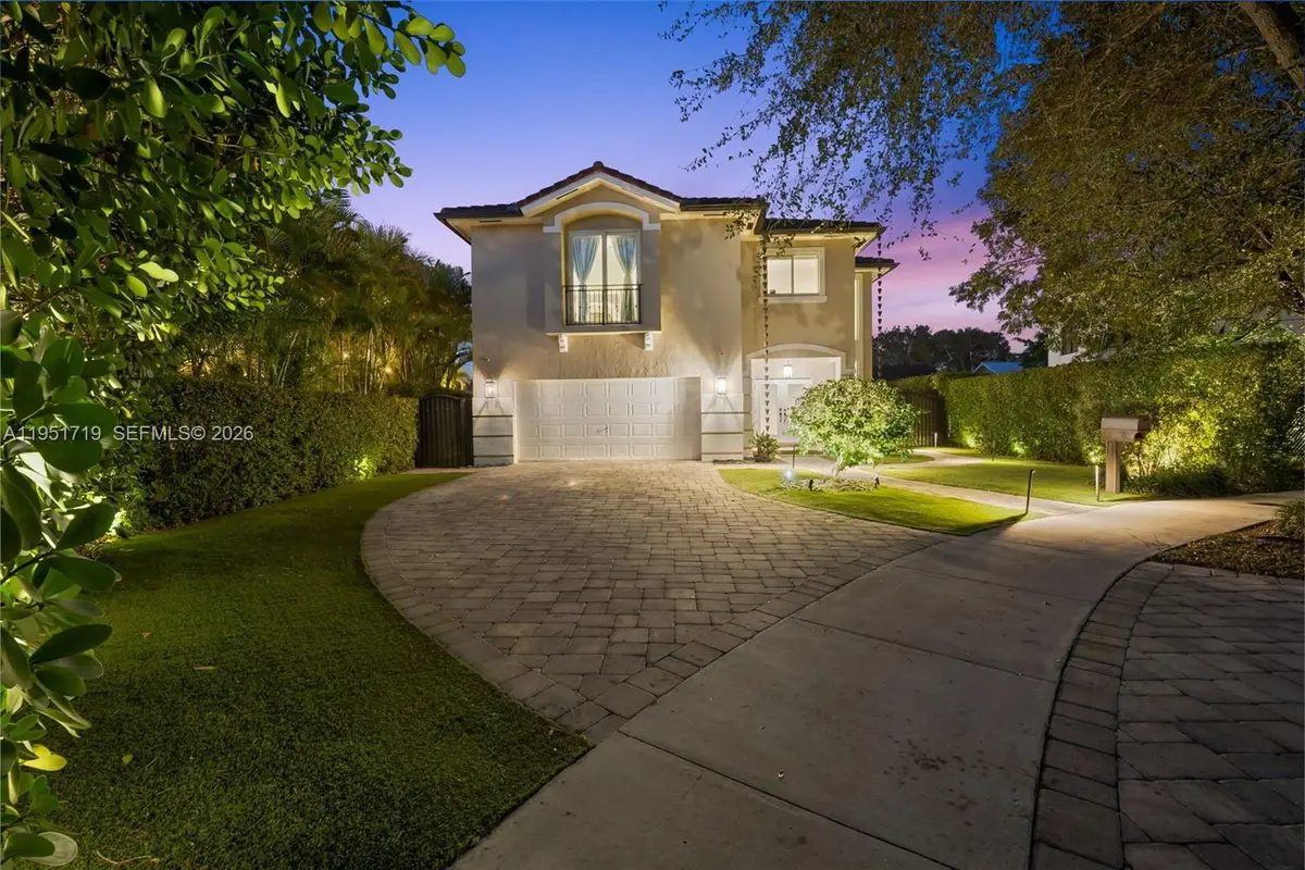 6061 SW 13th St, West Miami, FL 33144 - #1