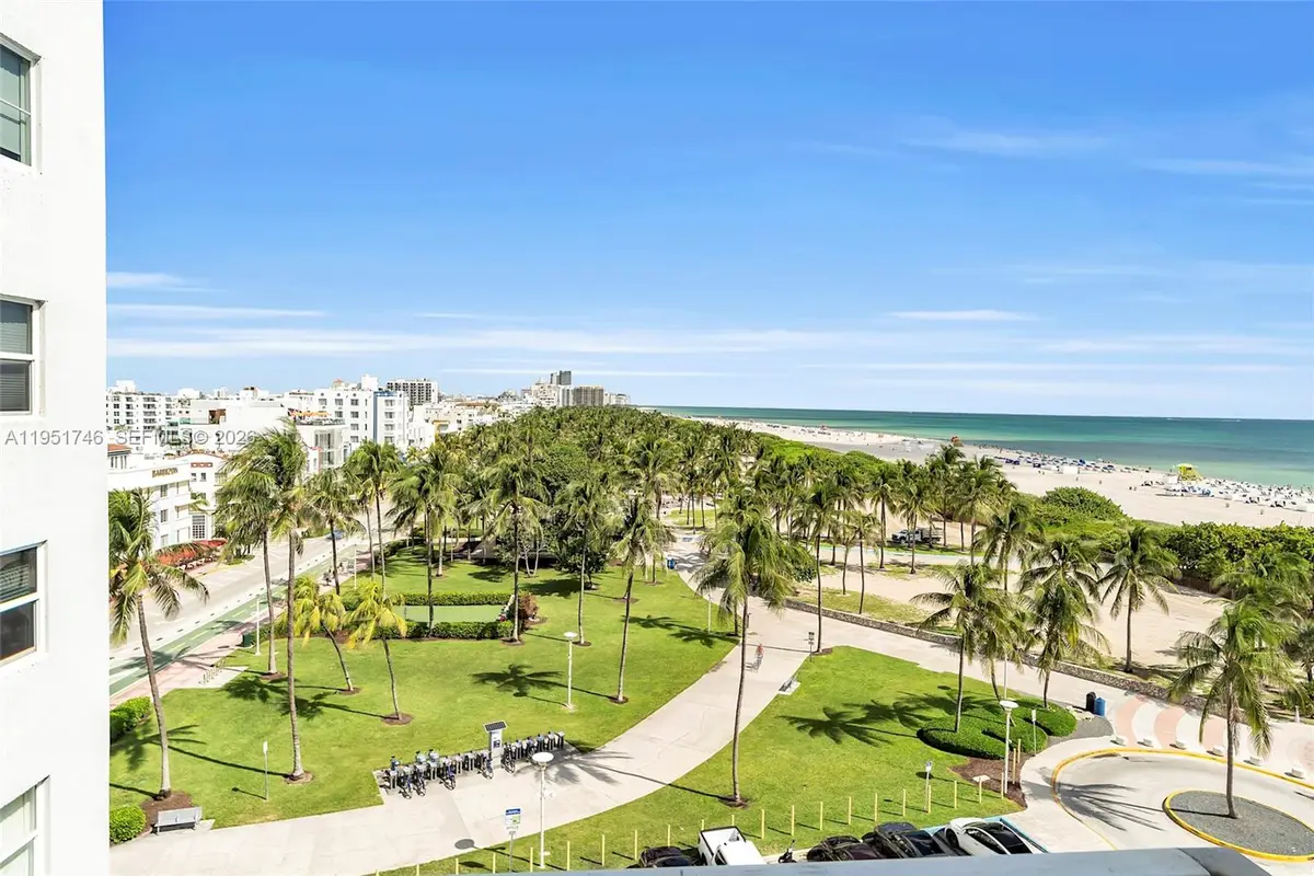 465 Ocean Dr #824, Miami Beach, FL 33139 - Image #1