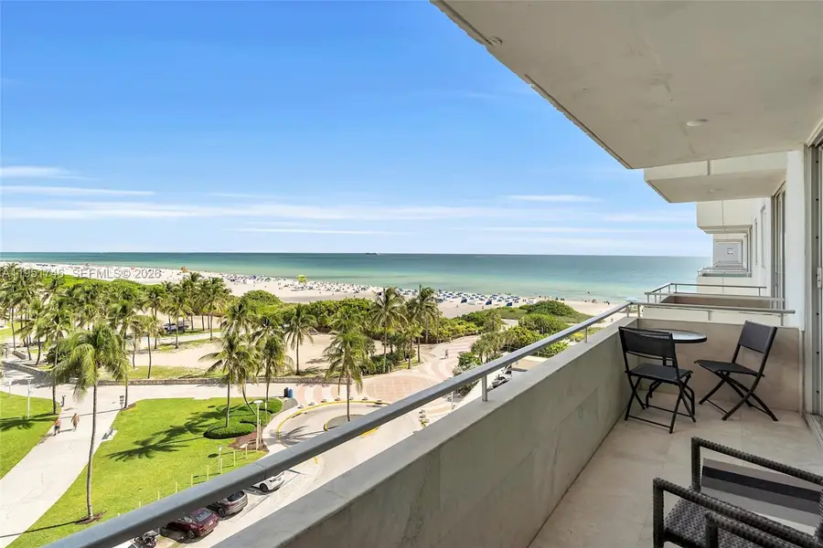 465 Ocean Dr #824, Miami Beach, FL 33139 - Image #2