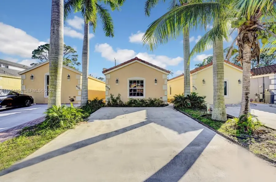4728 Clemens St, Lake Worth, FL 33463 - Image #2