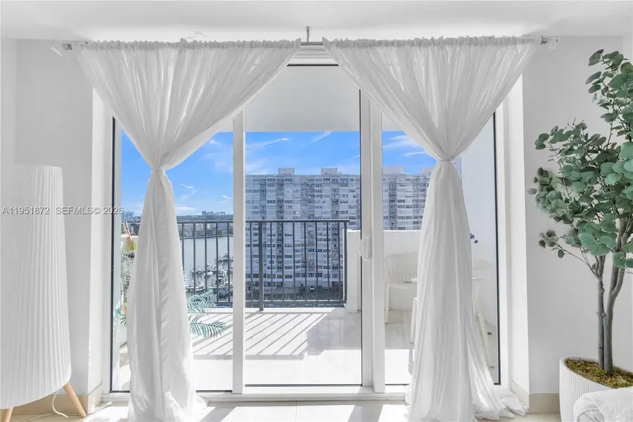 2780 NE 183rd St #1414, Aventura, FL 33160 - #2