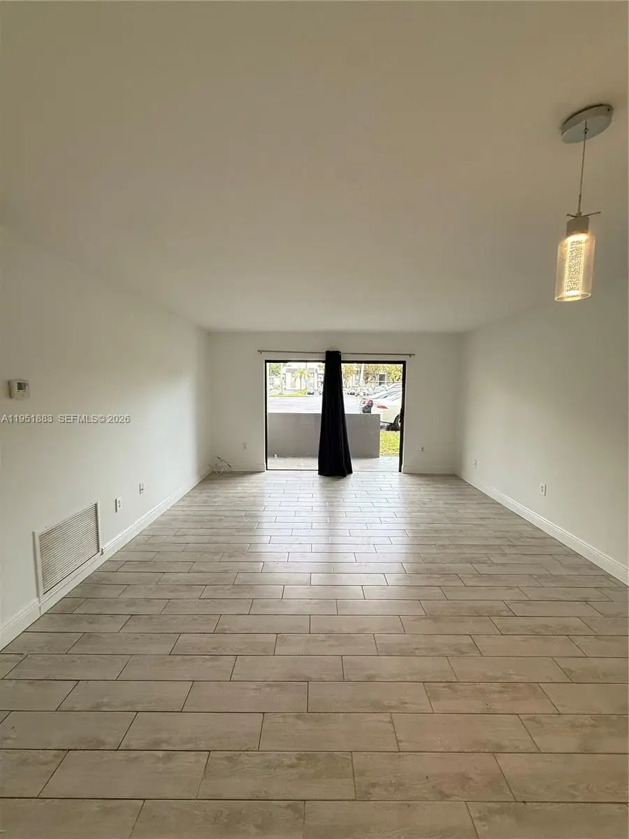 10431 N Kendall Dr #D104, Miami, FL 33176 - Image #2