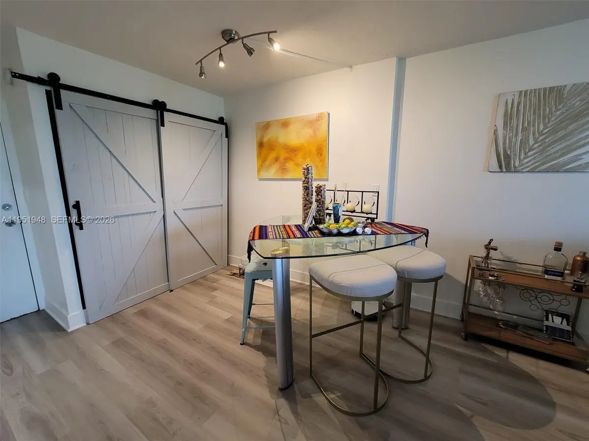 9320 Fontainebleau Blvd #510, Miami, FL 33172 - #1