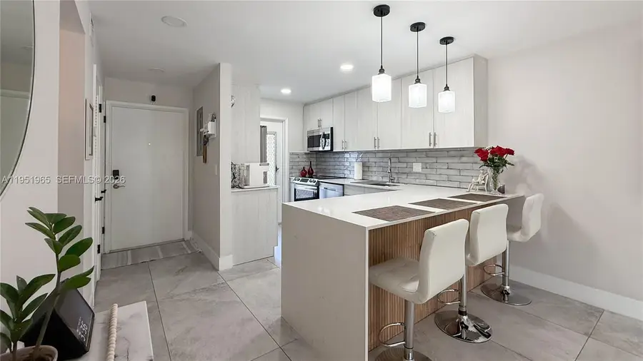 400 SE 10th St #112, Deerfield Beach, FL 33441 - #2