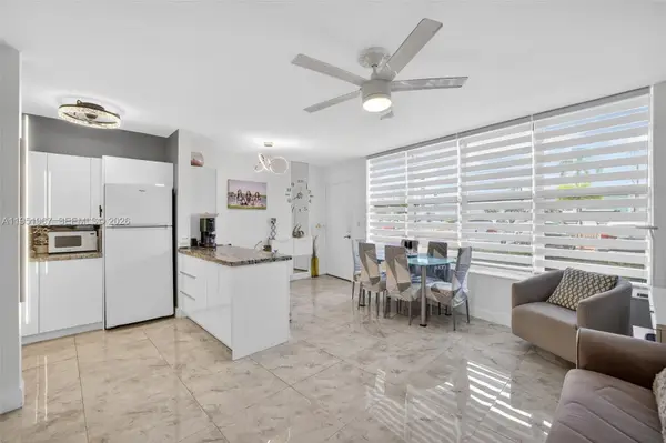 3177 S Ocean Dr #122, Hallandale Beach, FL 33009