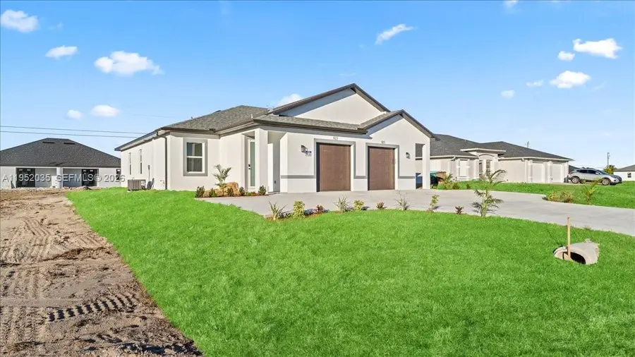 913/915 Ne 15th Ln, Cape Coral, FL 33909 - Image #3