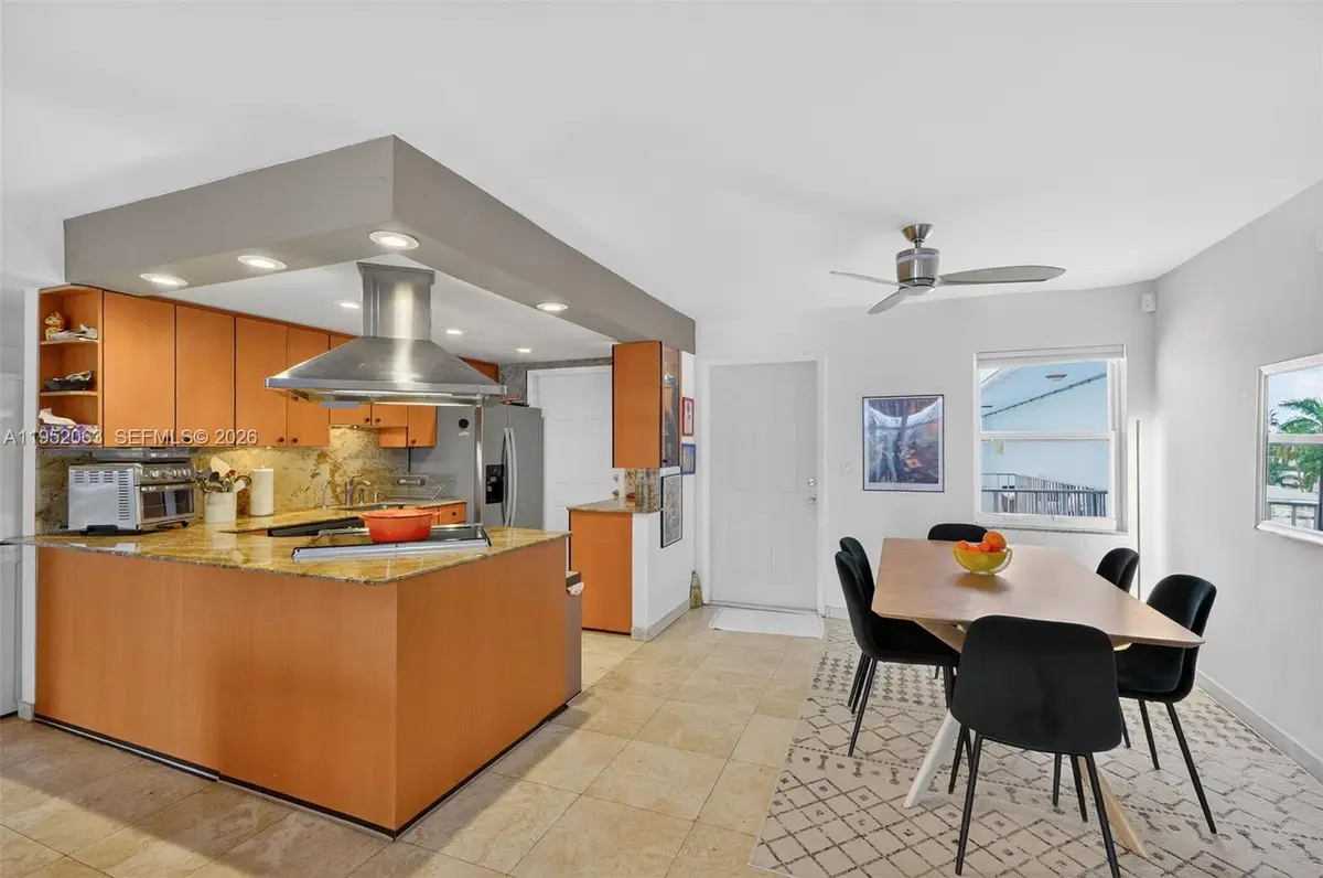 801 Meridian Ave #PHB, Miami Beach, FL 33139 - Image #1