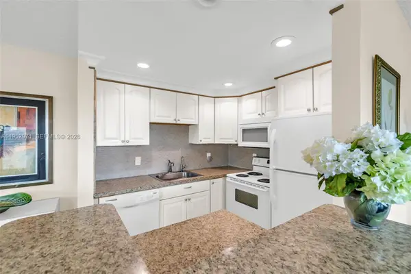 391 Grantham F #391, Deerfield Beach, FL 33442