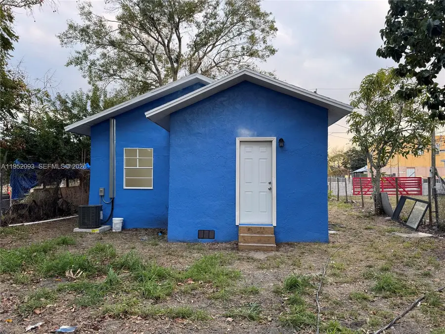 822 Lemon, Sebring, FL 33870 - Image #2