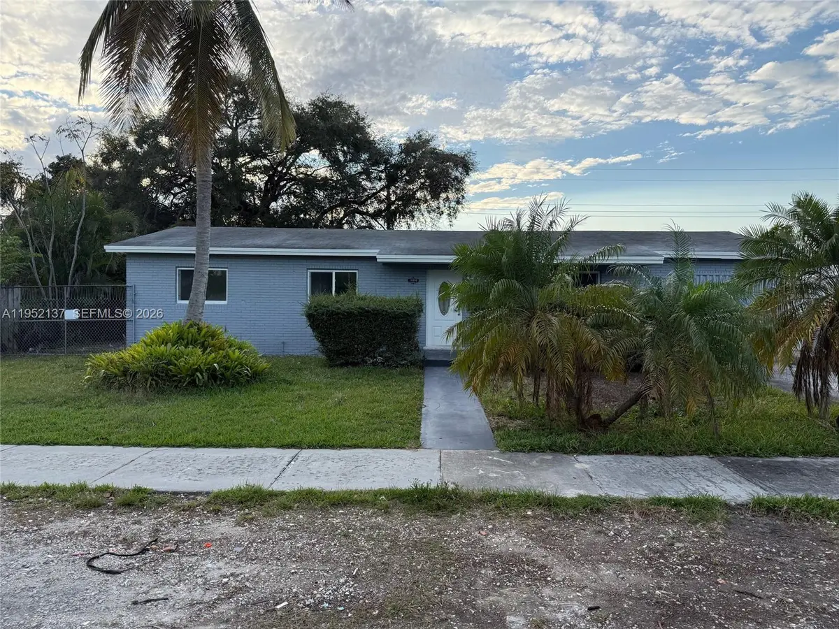 15860 102 Pl, Miami, FL 33157 - Image #1