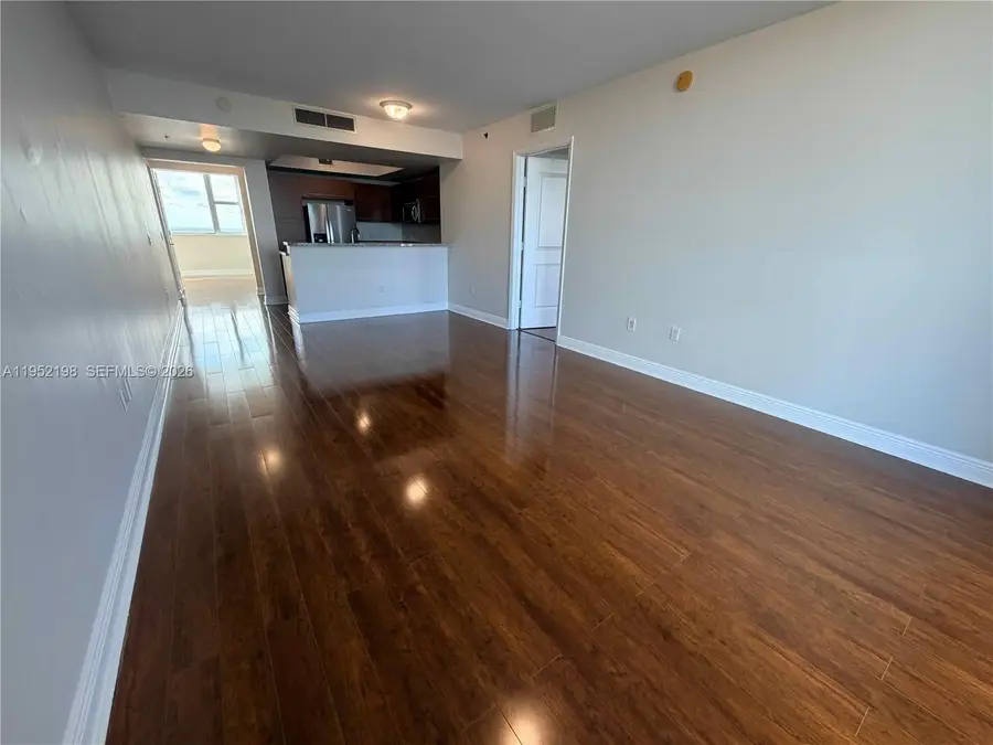 2641 N Flamingo Rd #1705N, Sunrise, FL 33323 - Image #2