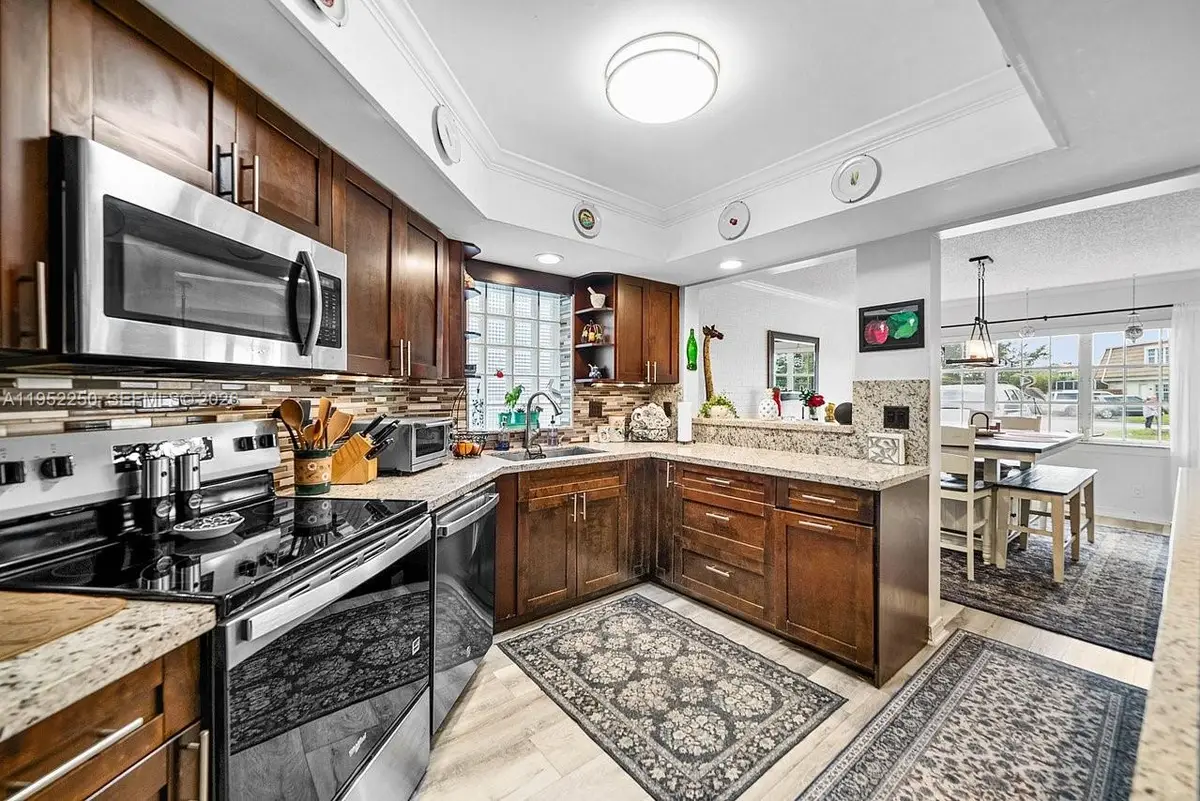 11625 Winchester Dr #B, Palm Beach Gardens, FL 33410 - Image #1