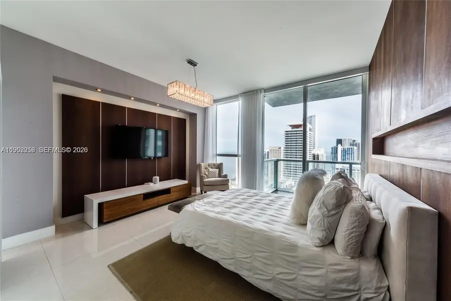 244 Biscayne Blvd #4407, Miami, FL 33132 - Image #2