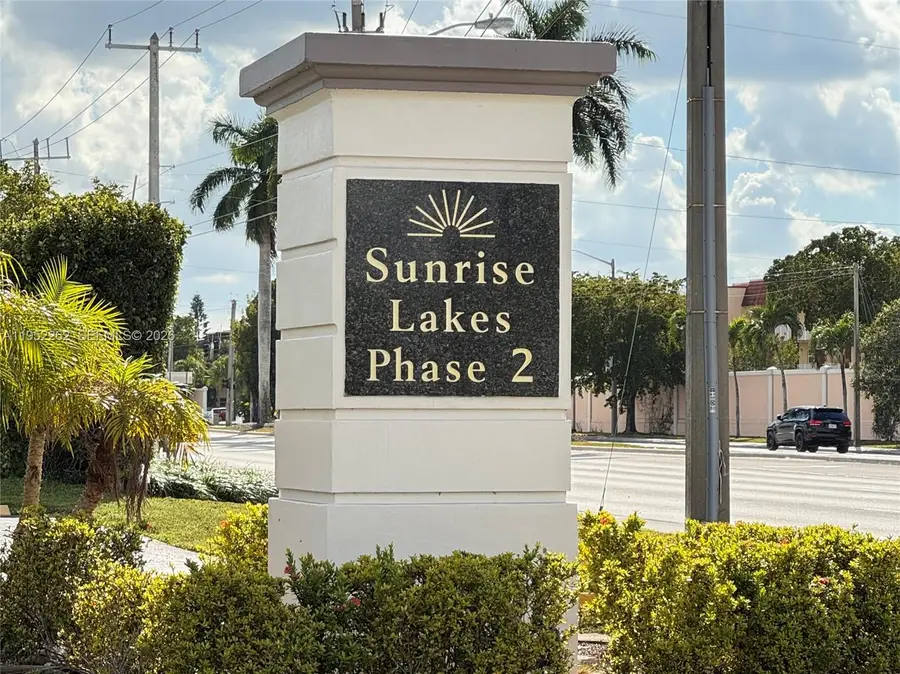 8515 Sunrise Lakes Blvd #112, Sunrise, FL 33322 - #2