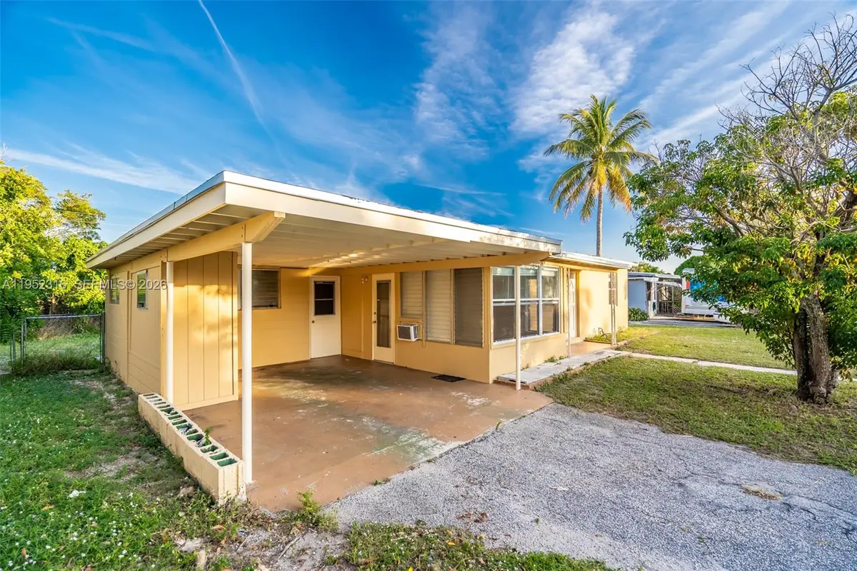 5196 NE 19th Ave, Pompano Beach, FL 33064 - Image #1