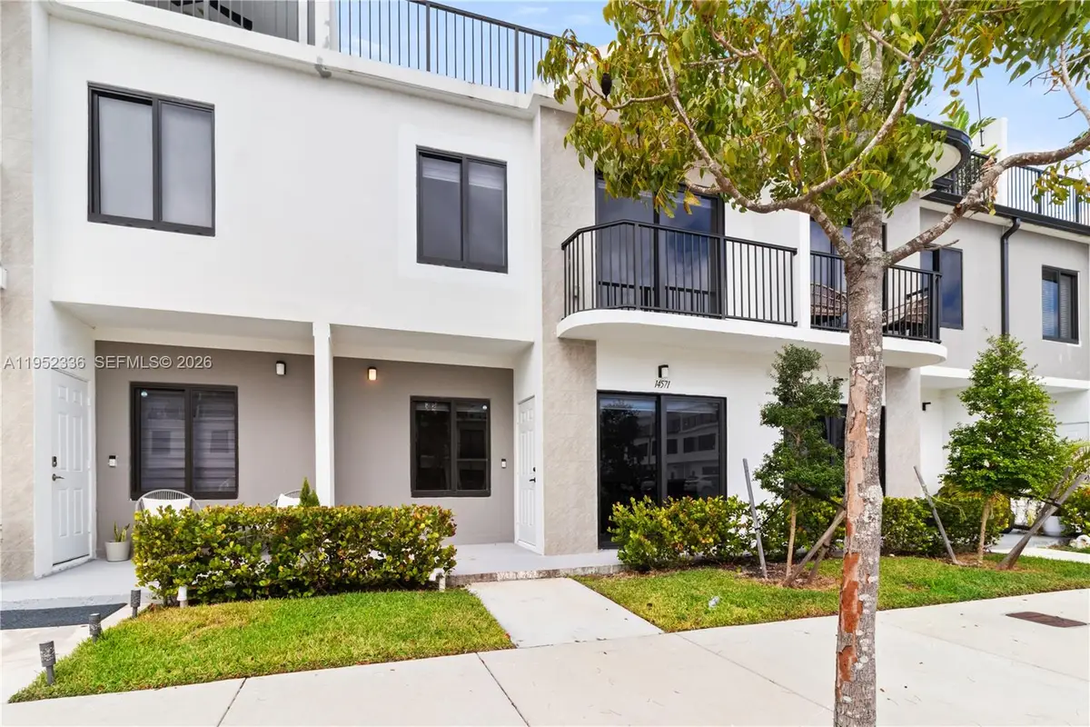 14571 SW 261st St, Homestead, FL 33032 - #1