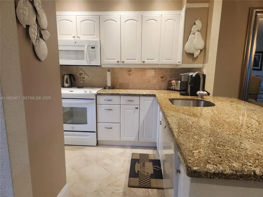 5100 NW 35th St #101, Lauderdale Lakes, FL 33319 - Image #3