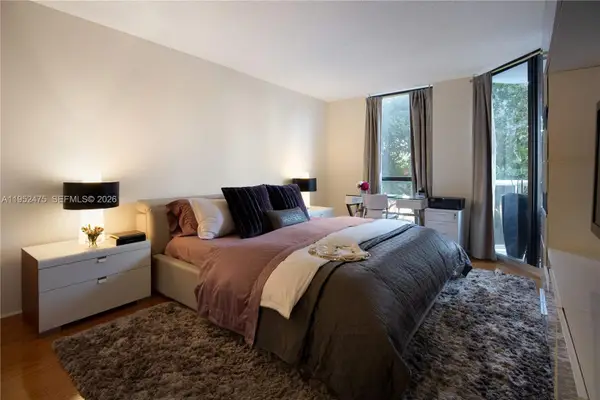 3640 Yacht Club Dr #304, Aventura, FL 33180