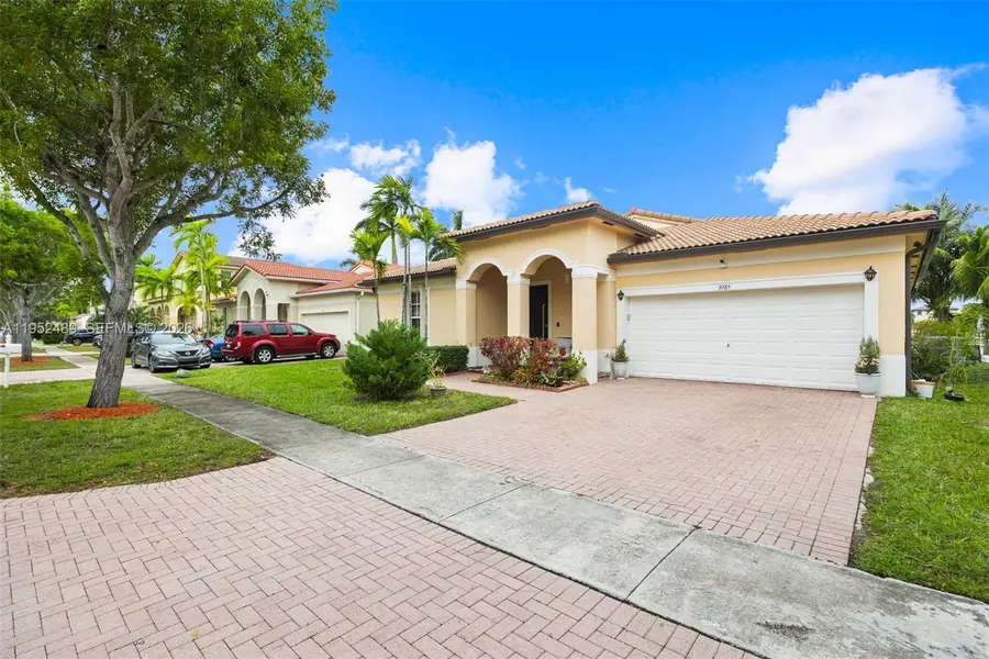 3985 NE 15th St, Homestead, FL 33033 - Image #2