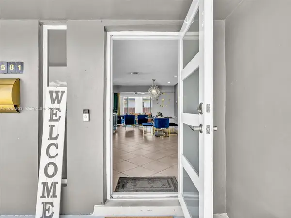 8581 NW 15th Ct, Pembroke Pines, FL 33024