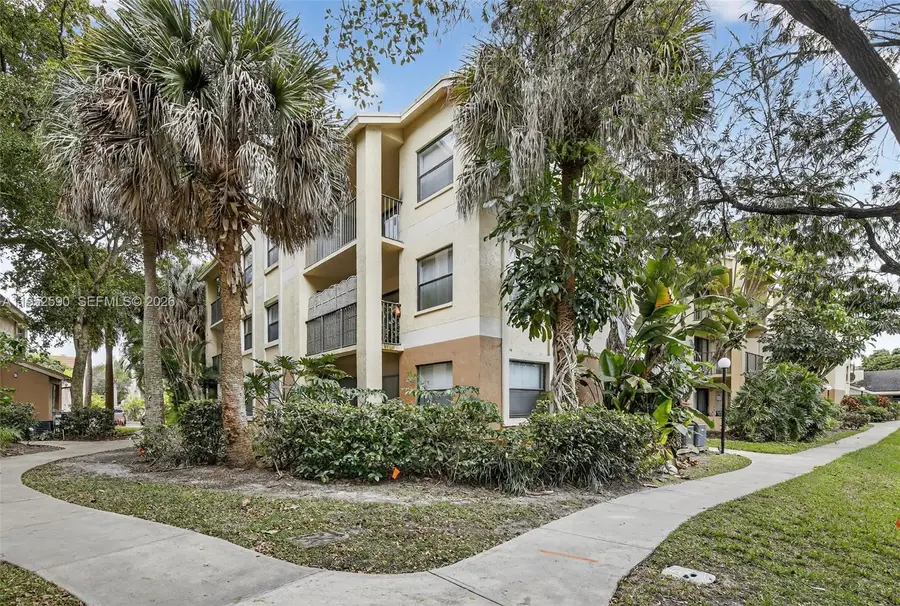 9999 Summerbreeze Dr #401, Sunrise, FL 33322 - Image #2