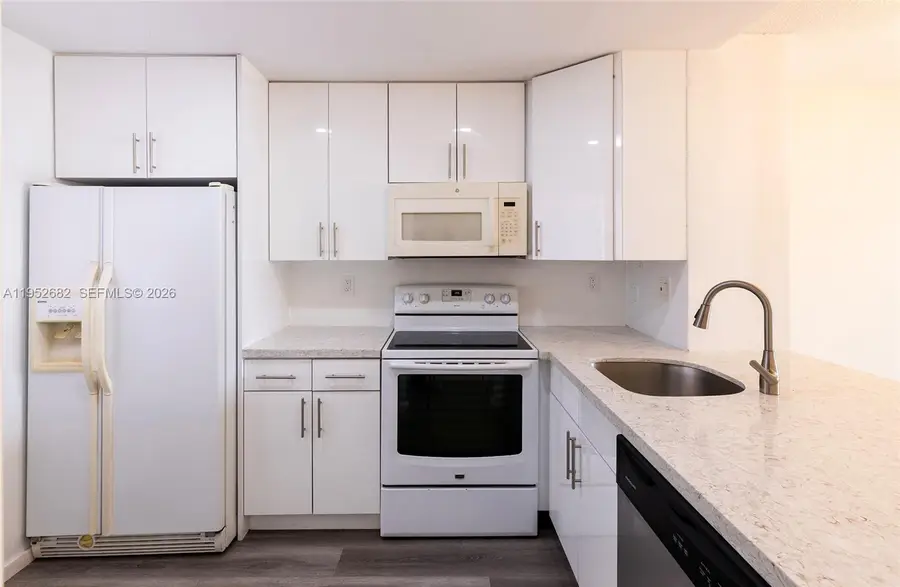 19701 SW 114th Ave #364, Miami, FL 33157 - #2