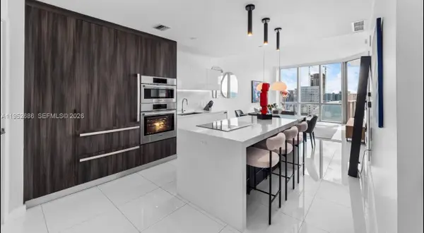 851 NE 1st Ave #1606, Miami, FL 33132