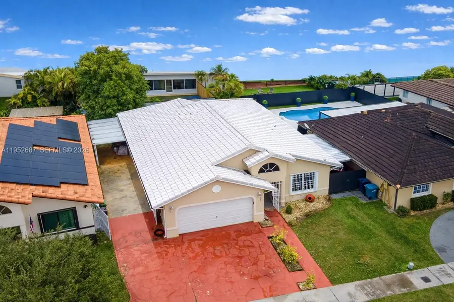 699 NW 134th Pl, Miami, FL 33182 - Image #2