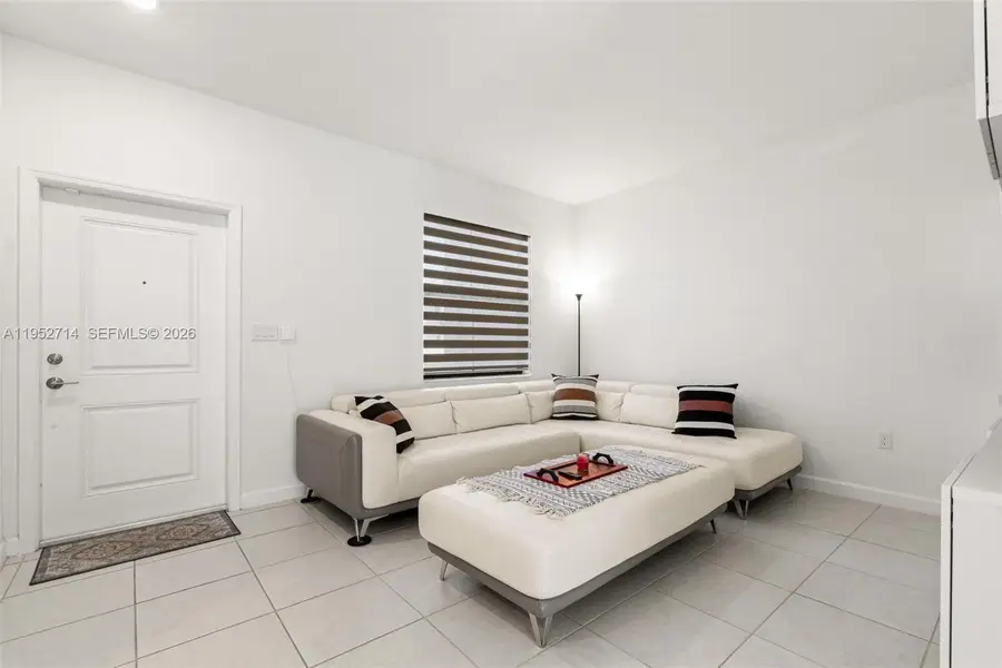 11828 SW 245th Ter, Homestead, FL 33032 - Image #2