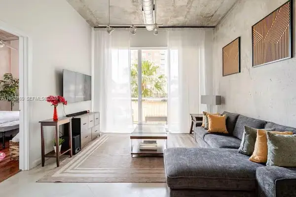 2001 Biscayne Blvd #3401, Miami, FL 33137