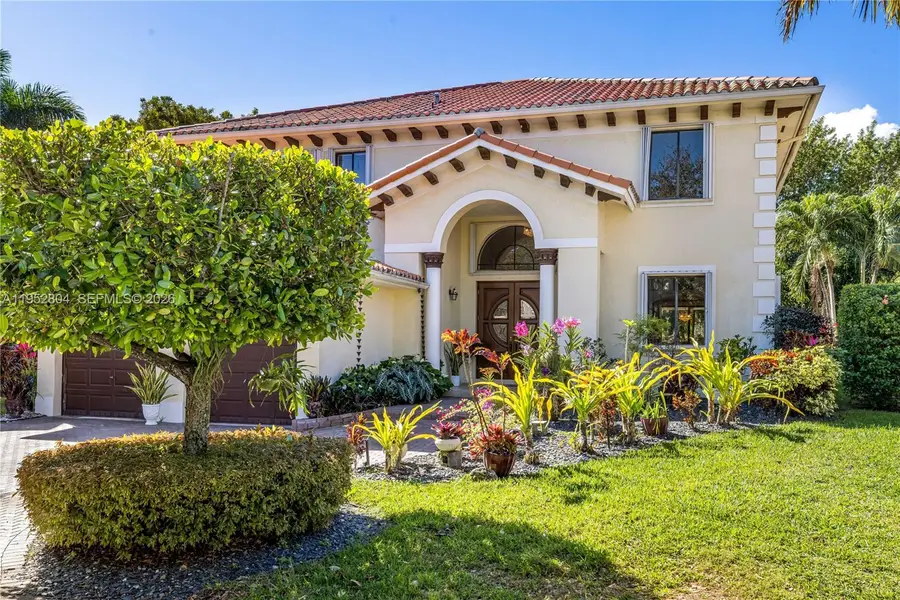 19086 SW 76th Ave, Cutler Bay, FL 33157 - #2