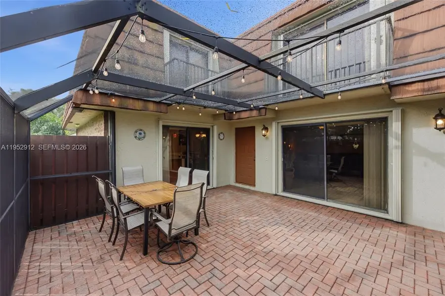 1172 SW 118th Ter, Davie, FL 33325 - Image #2