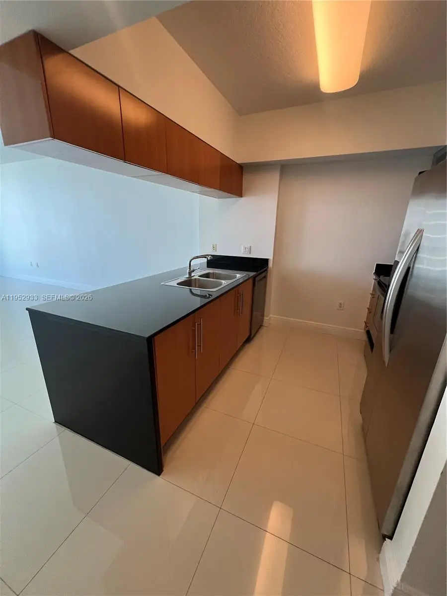 1750 N Bayshore Dr #4409, Miami, FL 33132 - Image #2