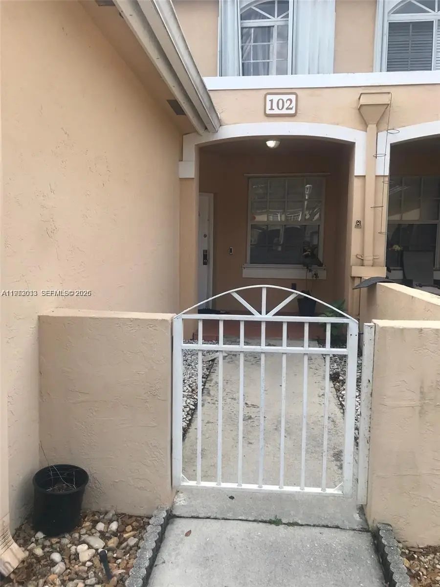 14621 Balgowan Rd #102-3, Miami Lakes, FL 33016 - Image #3