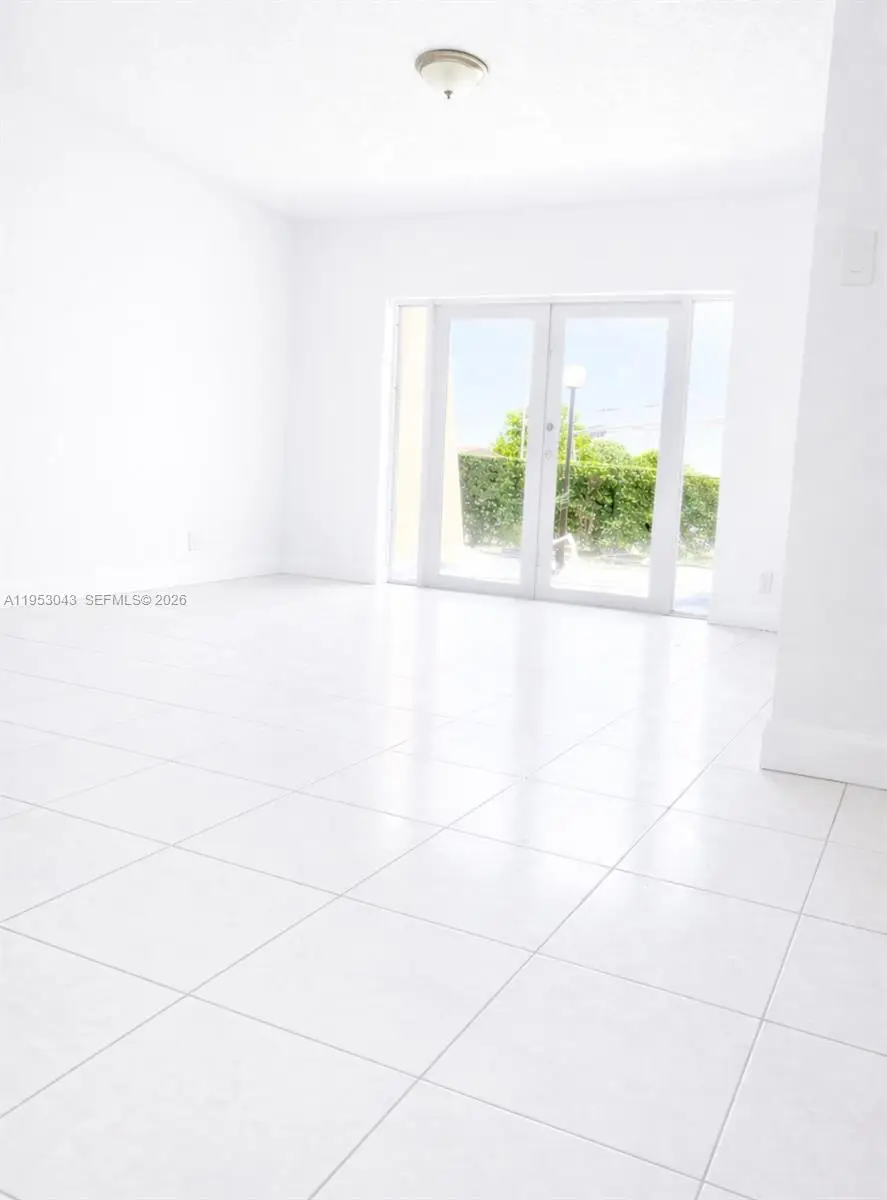 13715 Kendale Lakes Cir #A-116, Miami, FL 33183 - Image #2