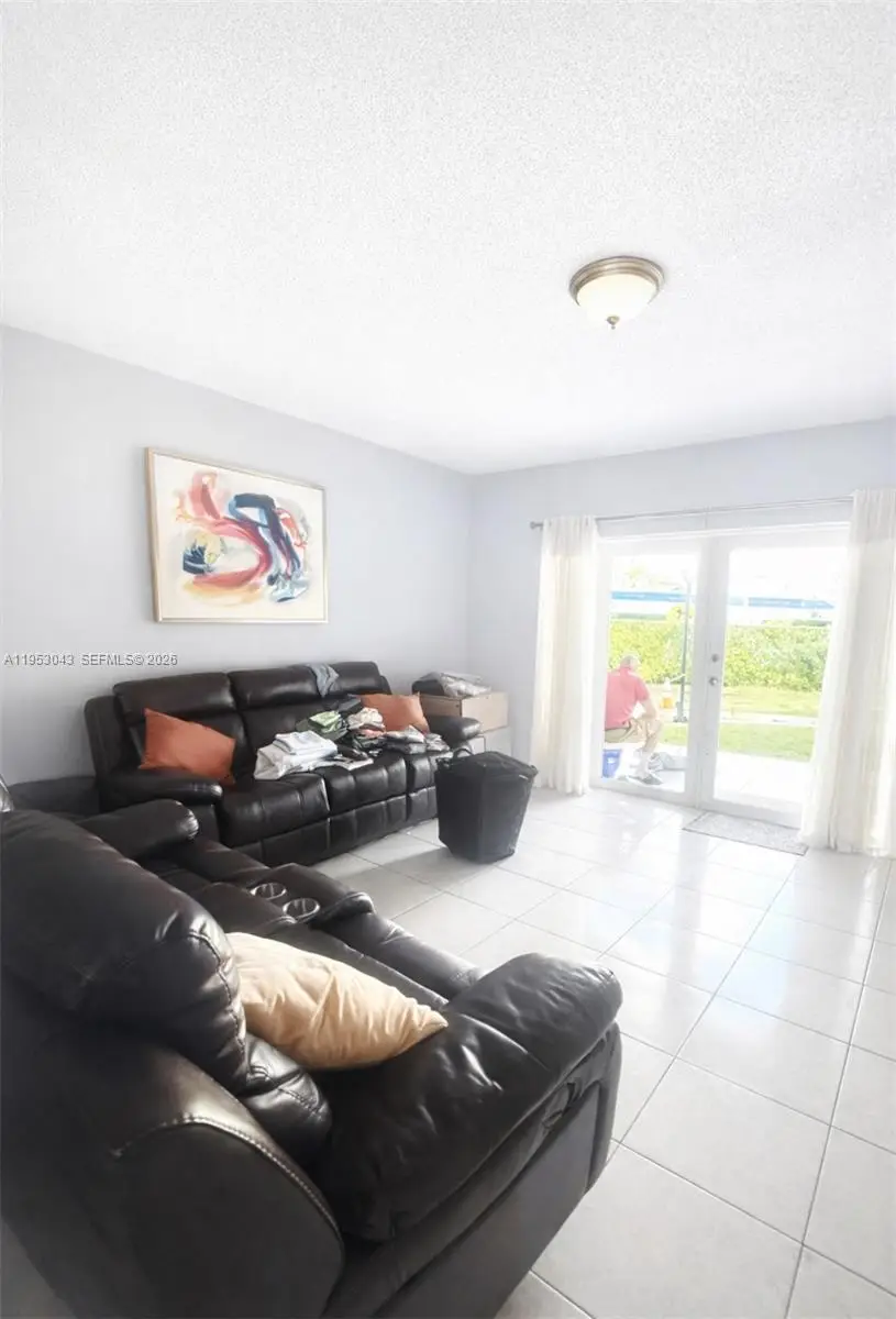 13715 Kendale Lakes Cir #A-116, Miami, FL 33183 - Image #3