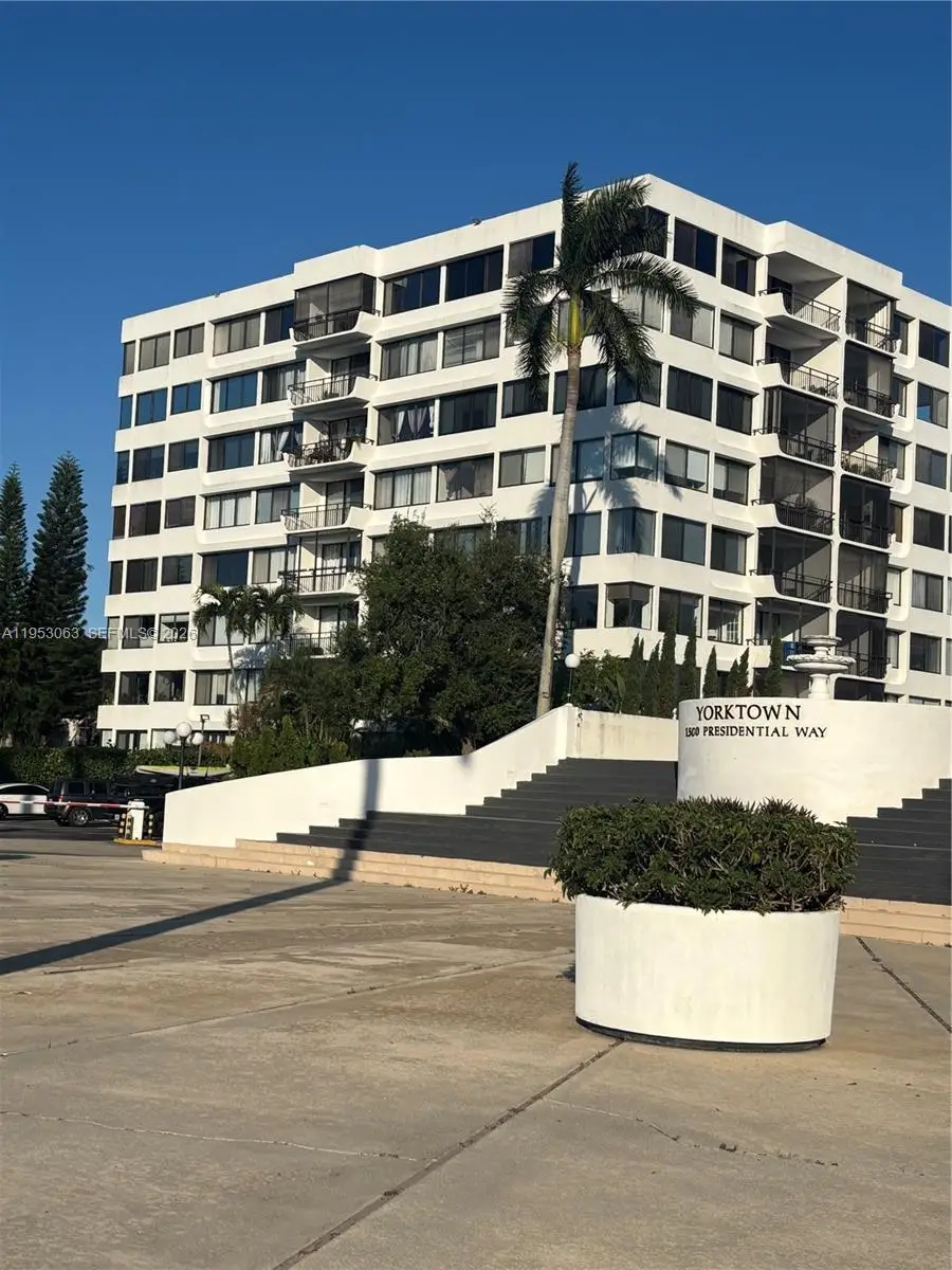 1500 Presidential Way #504, West Palm Beach, FL 33401 - Image #1